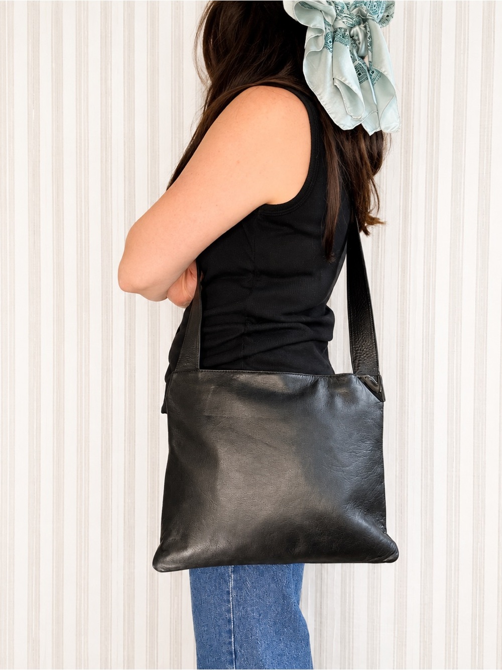 90s/ Y2K Emporio Armani Black Leather Shoulder Bag